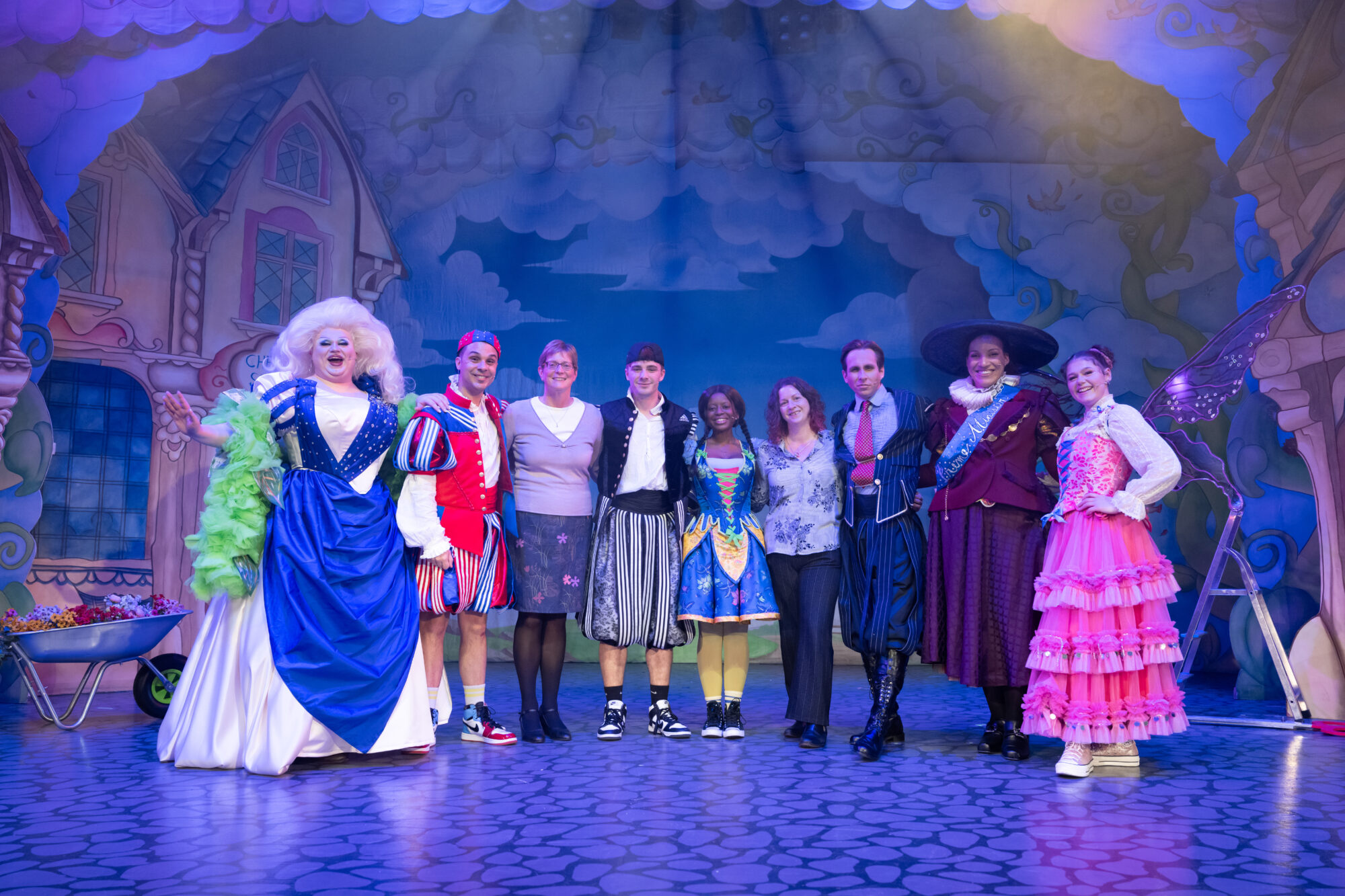 Celebrating four decades of supporting the Roses Theatre - Jack and the Beanstalk 2025 3